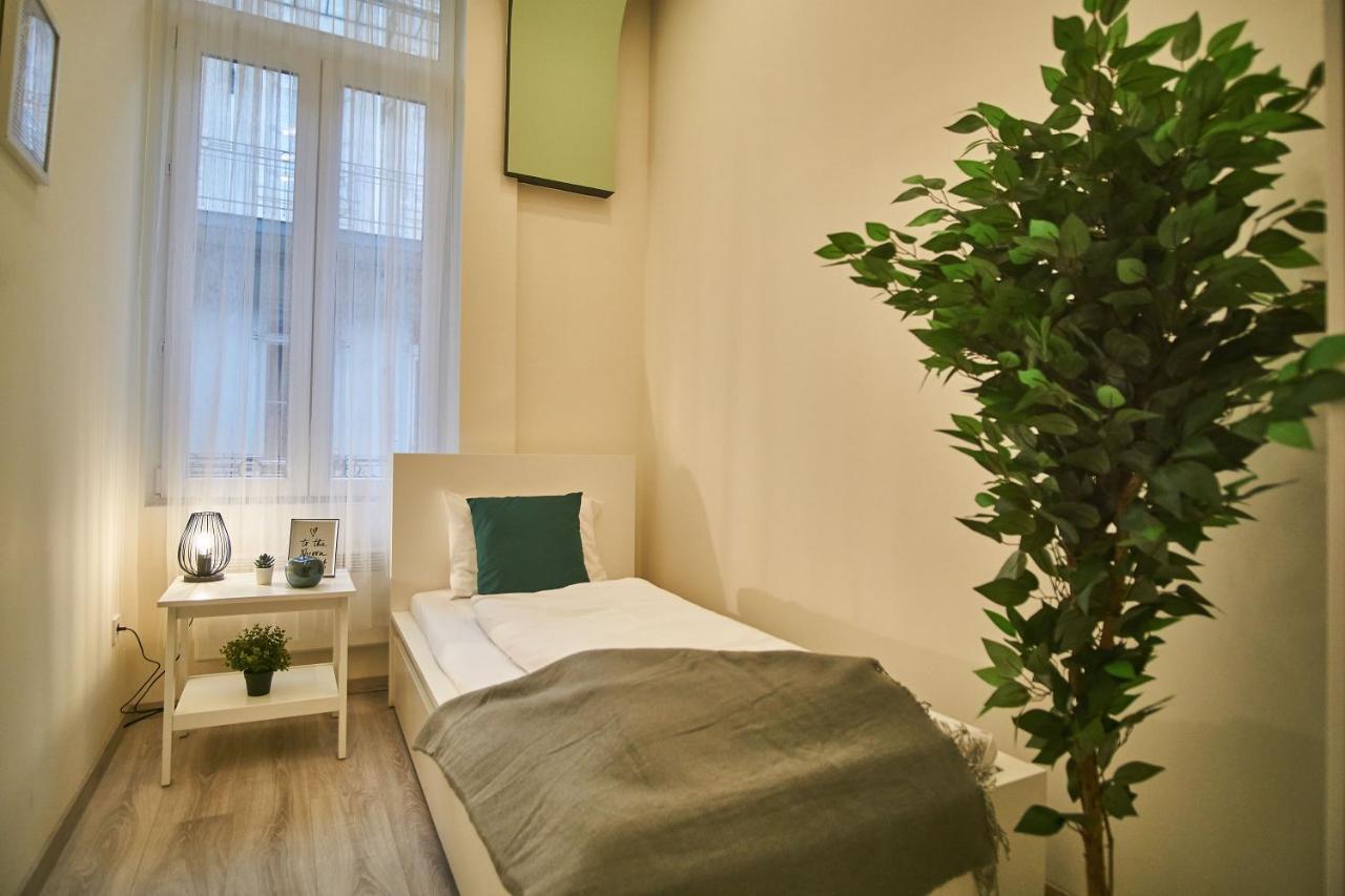 F4 Design Apartment- Budapest Luaran gambar